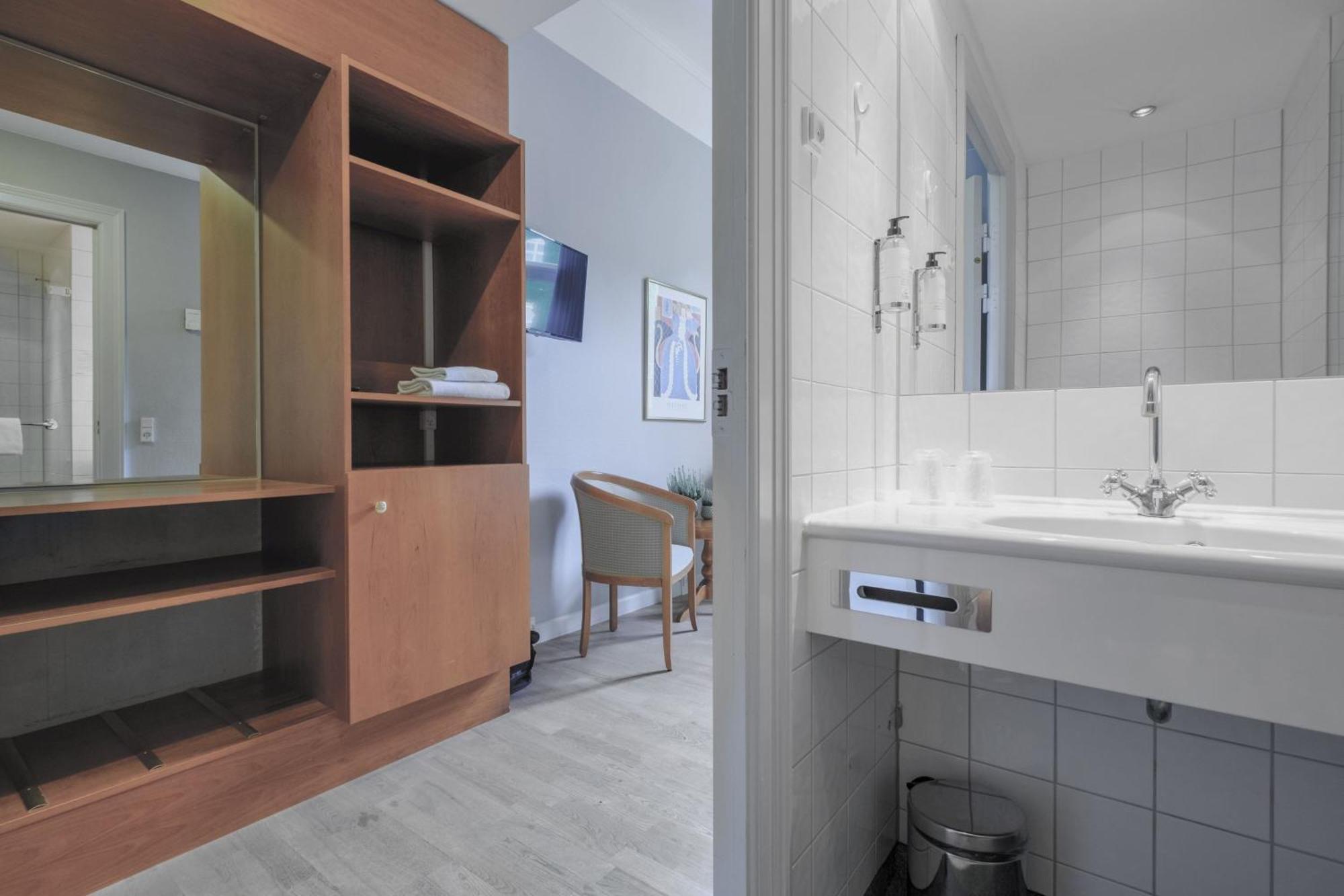 Four Points Flex By Sheraton รอสกิลด์ ภายนอก รูปภาพ
